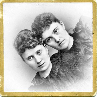 Una and Grace Kilgore.